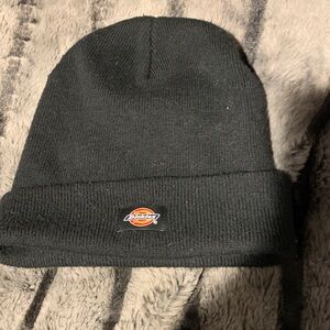 #378 Dickies Classic Black Beanie